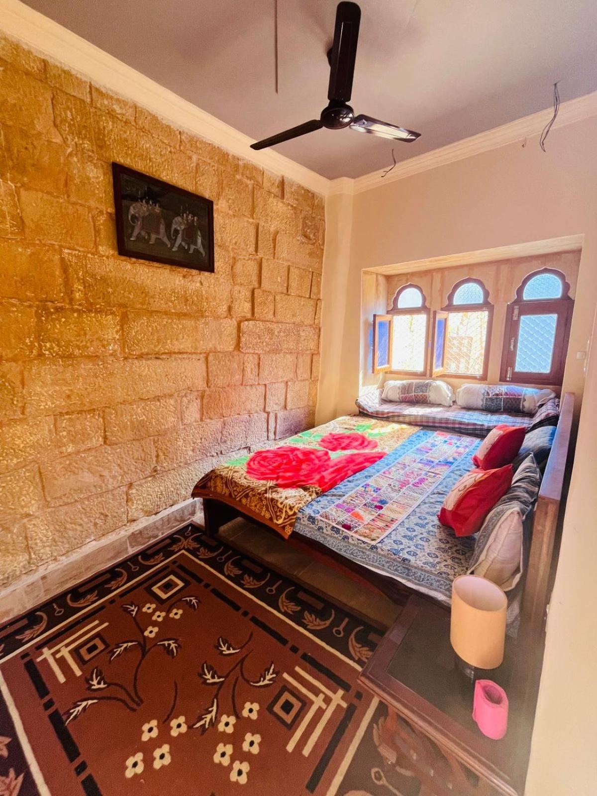 Hotel Mirage Jaisalmer Esterno foto